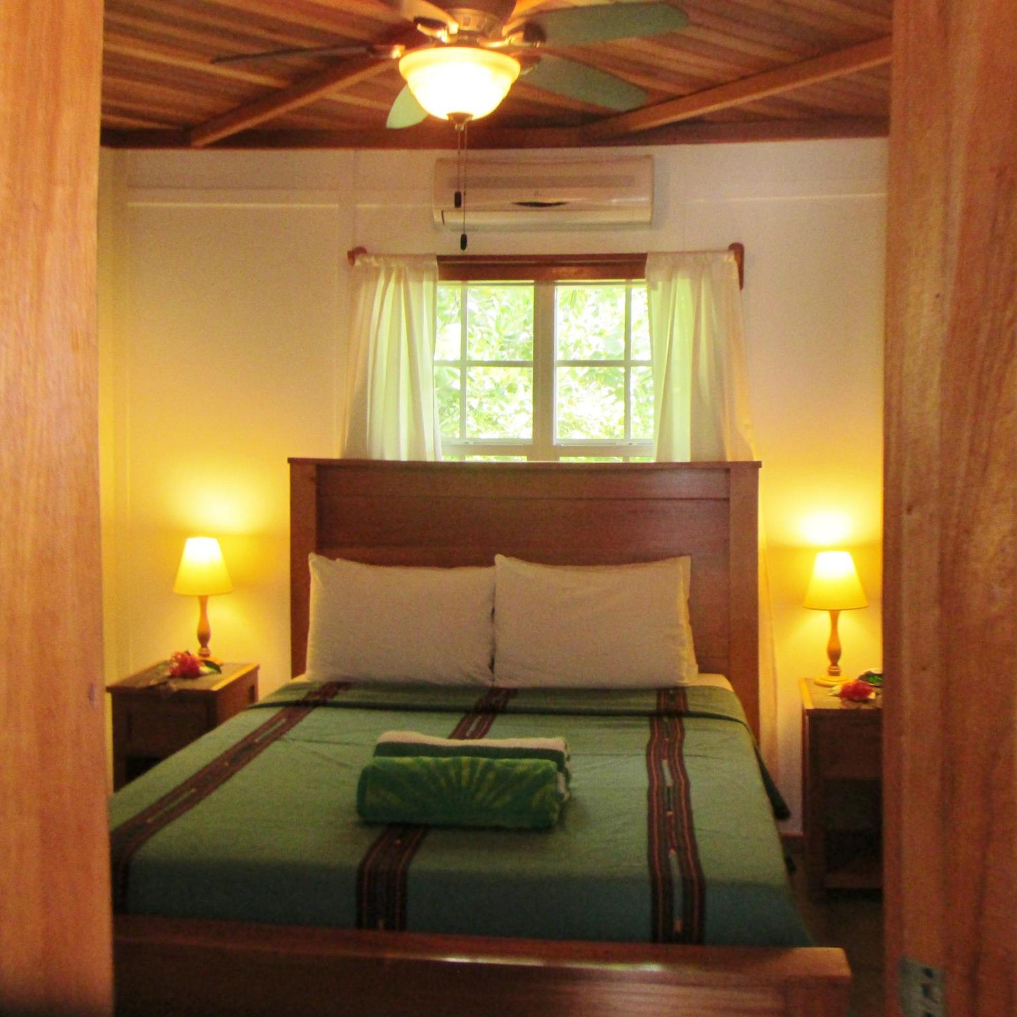 Cocotal Inn And Cabanas Сан-Педро Номер фото